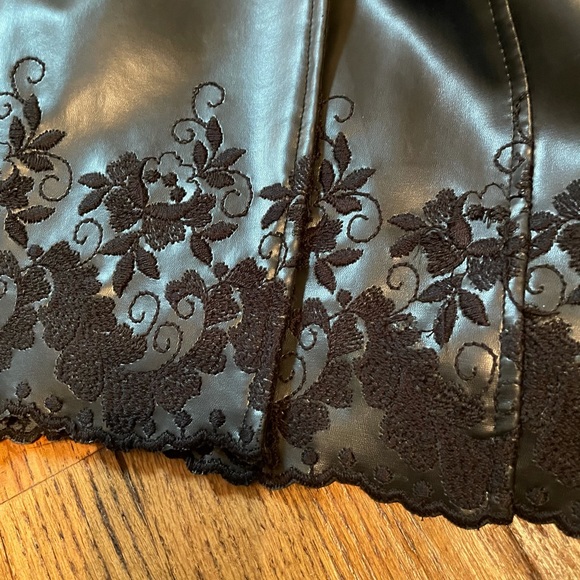 Lorena Conti black pleather jacket - Picture 13 of 13